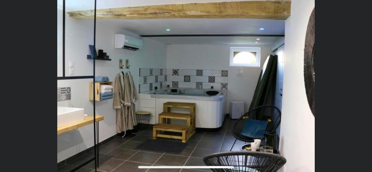 Aux Fines Bulles Gite Et Chambres D Hotes Neuve-Maison Exterior photo