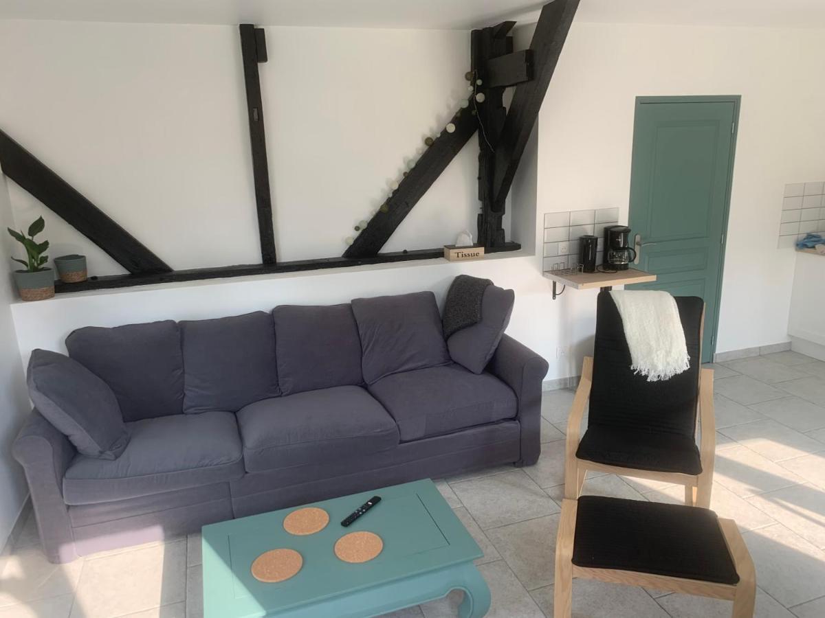 Aux Fines Bulles Gite Et Chambres D Hotes Neuve-Maison Exterior photo