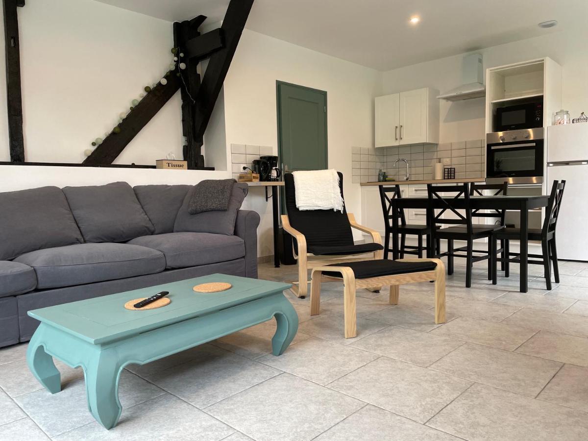 Aux Fines Bulles Gite Et Chambres D Hotes Neuve-Maison Exterior photo